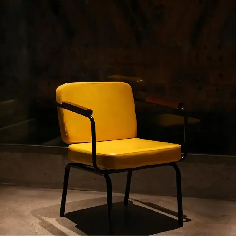 Kiwami Accent Chair