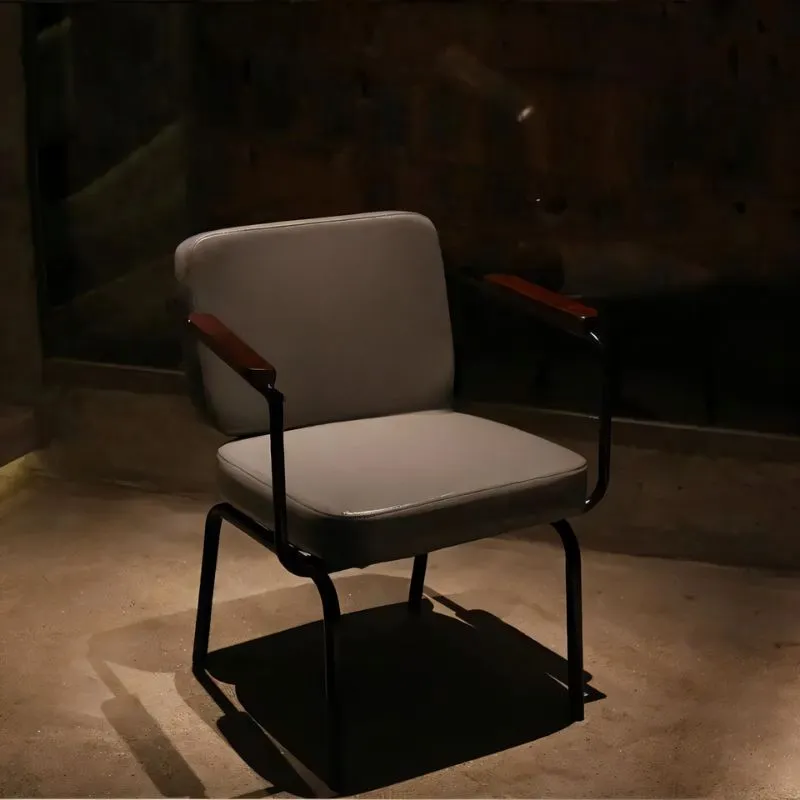 Kiwami Accent Chair